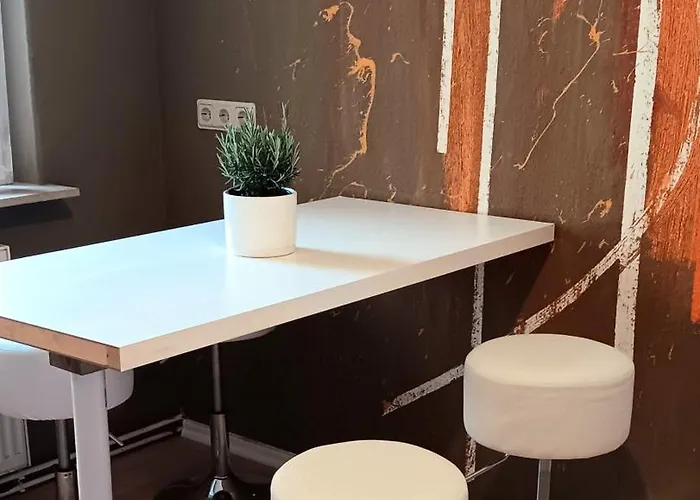 Am Grossen Bruch 2 *